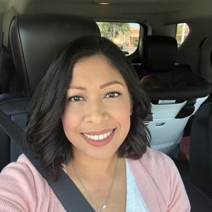 Meet your Posher, Noemi